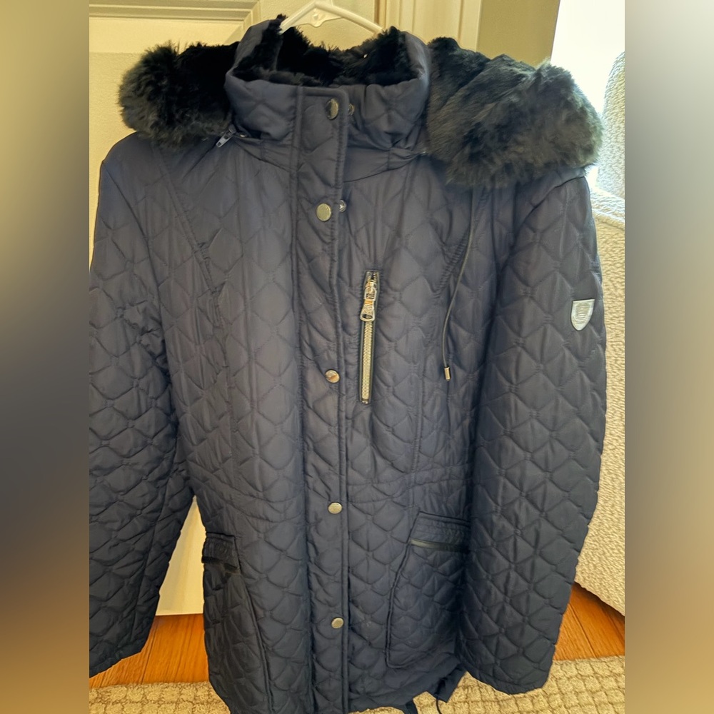 Vince Camuto Quilted Navy Jacket with Hood